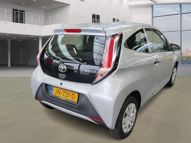Occasion Toyota Aygo 69 PK (50 kW) 2016 Grijs Hatchback