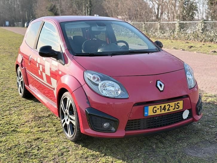 Occasion 2009 Renault Twingo R.S. Hatchback | € 3.300 (Super prijs) - Afbeelding 1/4