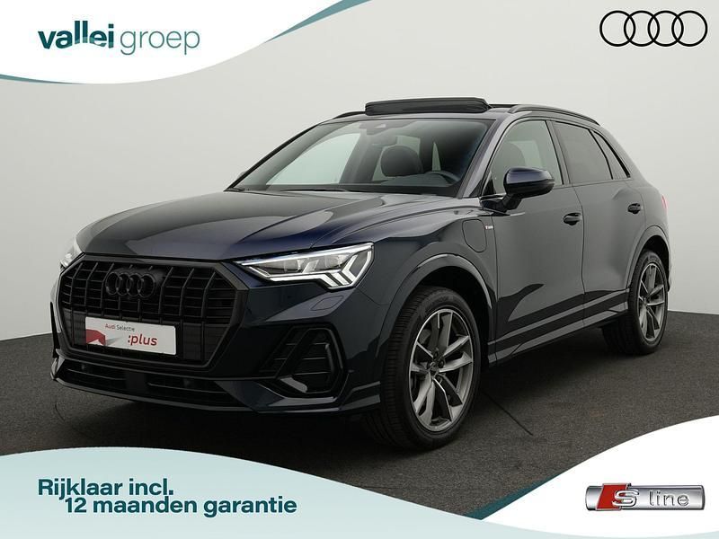 Blauw Gebruikt 2021 Audi Q3 Advanced SUV | € 42.650 - Afbeelding 1/4
