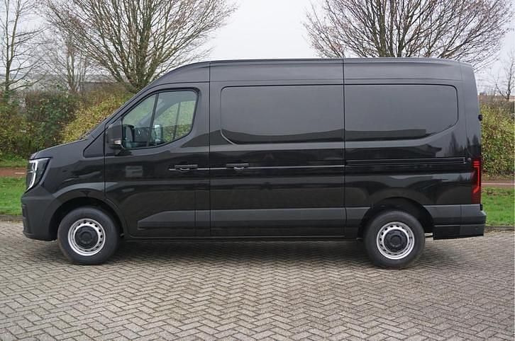 Zwart Occasion 2024 Renault Master Van | € 37.350 (Eerlijke prijs) - Afbeelding 1/2