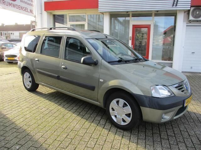 Occasion Dacia Logan Lauréate 105 PK (77 kW) 2008 Beige Sedan