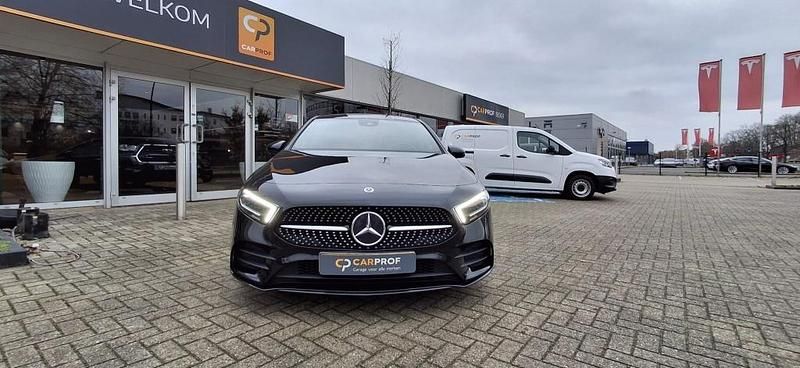 Occasion Mercedes A180 Business 136 PK (100 kW) 2021 Zwart Sedan