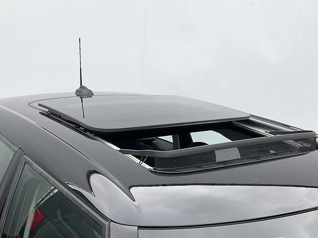 Occasion Mini Cooper Business 136 PK (100 kW) 2018 Zwart (metallic) Hatchback