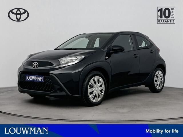 Zwart Nieuw 2025 Toyota Aygo Business Edition Hatchback | € 19.900 (Eerlijke prijs) - Afbeelding 1/4