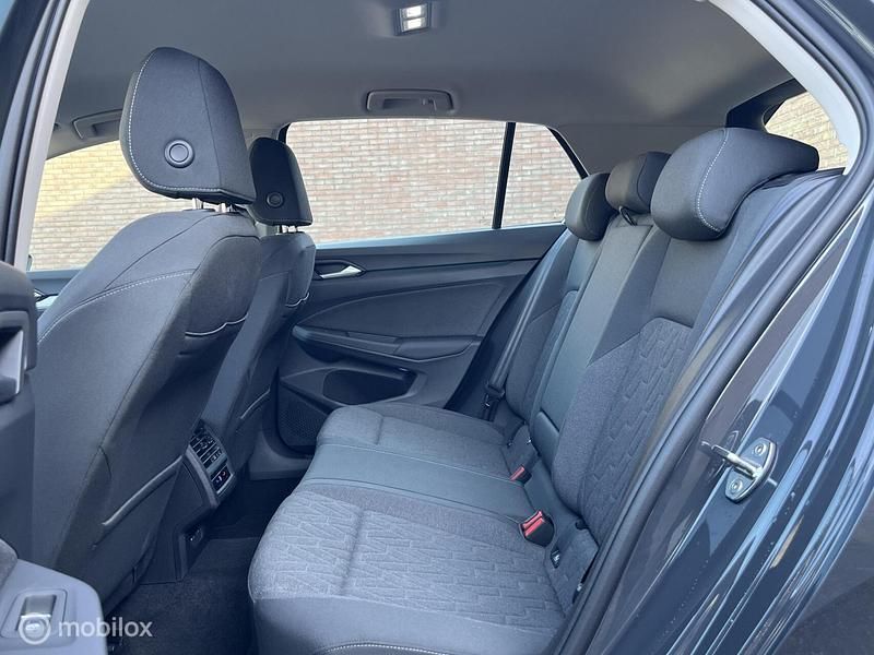 Occasion VW Golf VIII 116 PK (85 kW) 2025 Hatchback