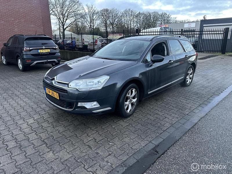 Grijs Occasion 2009 Citroën C5 Dynamique Stationwagen | € 999 (Goede deal) - Afbeelding 1/4