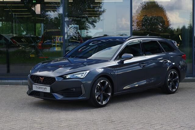 Grijs Gebruikt 2022 Cupra Leon Stationwagen | € 23.950 (Goede deal) - Afbeelding 1/4