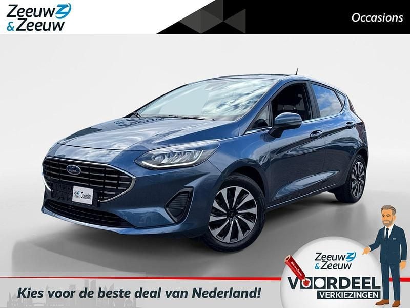 Blauw Gebruikt 2023 Ford Fiesta Titanium Hatchback | € 15.660 (Goede deal) - Afbeelding 1/4