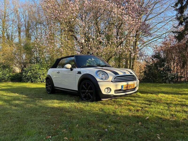 Wit Gebruikt 2009 Mini Cooper Cabriolet Chili Cabriolet | € 6.250 (Eerlijke prijs) - Afbeelding 1/4