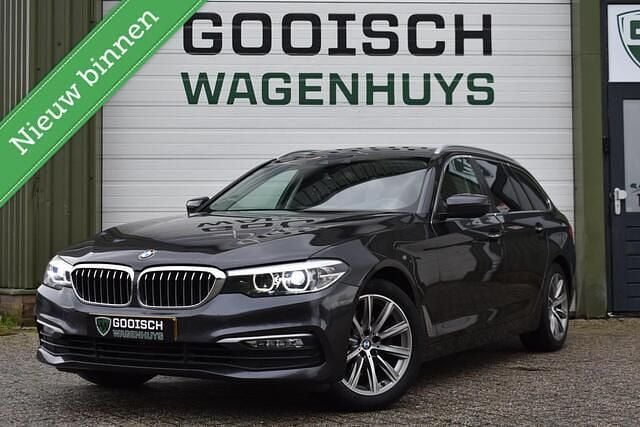 Grijs Gebruikt 2017 BMW 520 Executive Stationwagen | € 16.800 (Eerlijke prijs) - Afbeelding 1/4