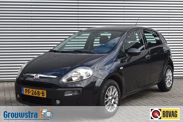 Zwart Gebruikt 2010 Fiat Punto Active Hatchback | € 3.740 (Iets duurder) - Afbeelding 1/4