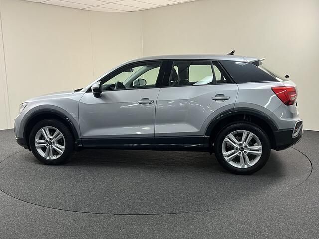 Occasion Audi Q2 Proline 150 PK (110 kW) 2023 Grijs, metallic lak SUV