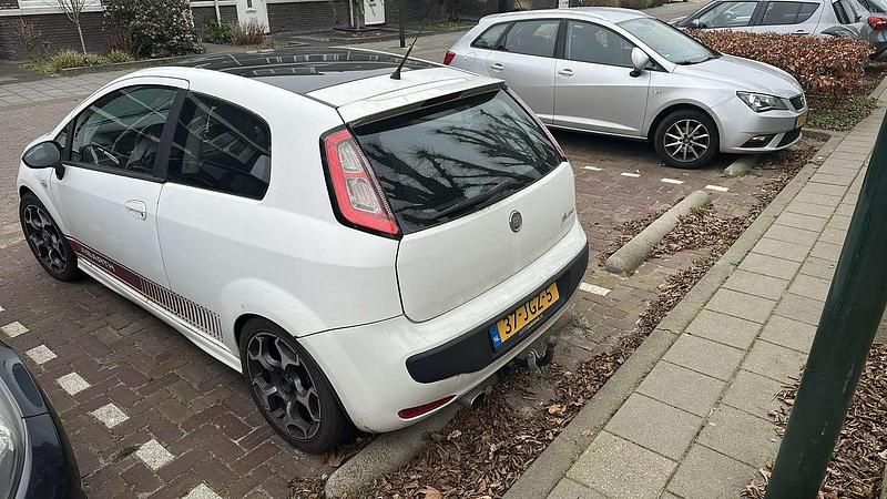 Occasion Fiat Punto Sport 120 PK (88 kW) 2009 Wit MPV