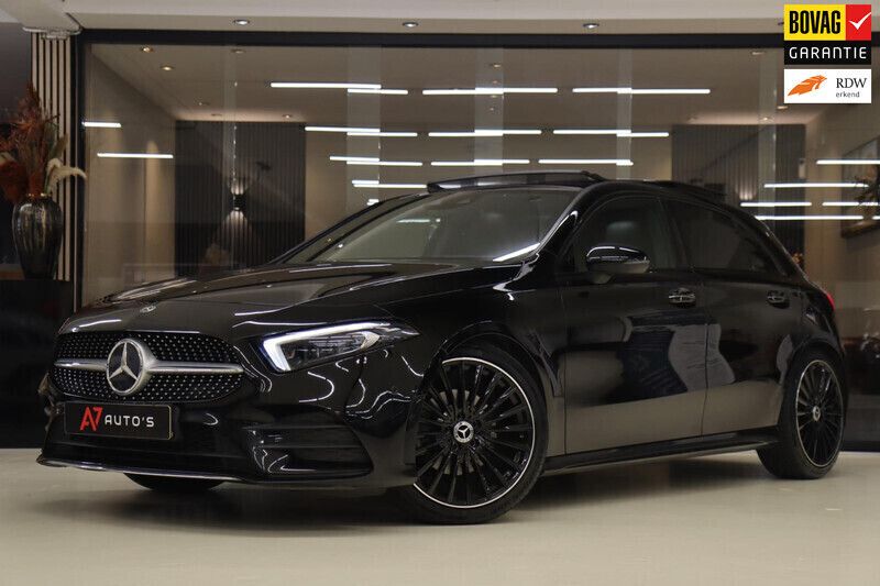 Zwart Gebruikt 2018 Mercedes A200 AMG Hatchback | € 26.950 (Duur) - Afbeelding 1/4