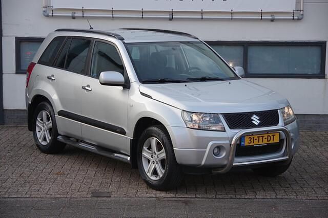 Occasion Suzuki Grand Vitara Exclusive 140 PK (102 kW) 2007 Grijs SUV