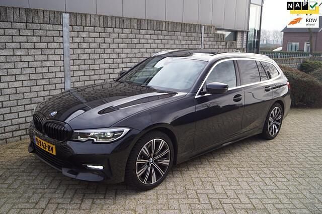 Occasion BMW 330 Executive 259 PK (190 kW) 2020 Zwart Stationwagen