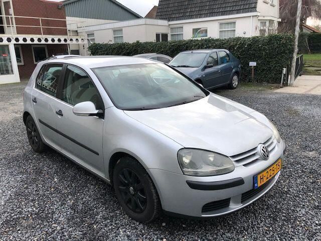 Occasion VW Golf IV 75 PK (55 kW) 2004 Grijs Hatchback