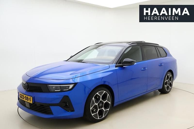 Blauw Gebruikt 2024 Opel Astra Ultimate Stationwagen | € 33.445 (Eerlijke prijs) - Afbeelding 1/4
