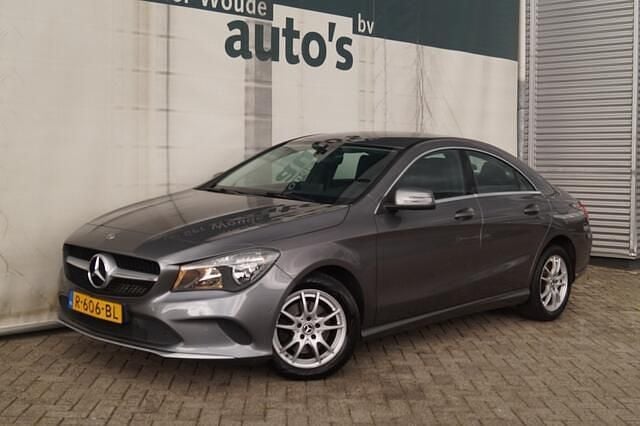 Occasion Mercedes CLA180 Edition 108 PK (79 kW) 2017 Grijs Sedan