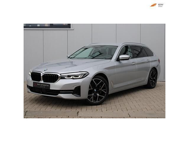 Grijs Occasion 2020 BMW 530 Executive Stationwagen | € 29.750 (Eerlijke prijs) - Afbeelding 1/4