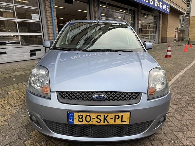 Occasion Ford Fiesta Futura 69 PK (50 kW) 2006 Blauw Hatchback