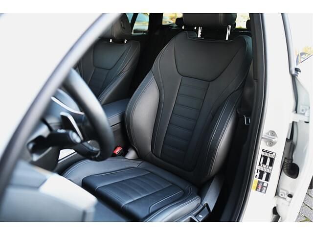 Occasion BMW 330 Comfort Edition 291 PK (214 kW) 2024 Wit Stationwagen
