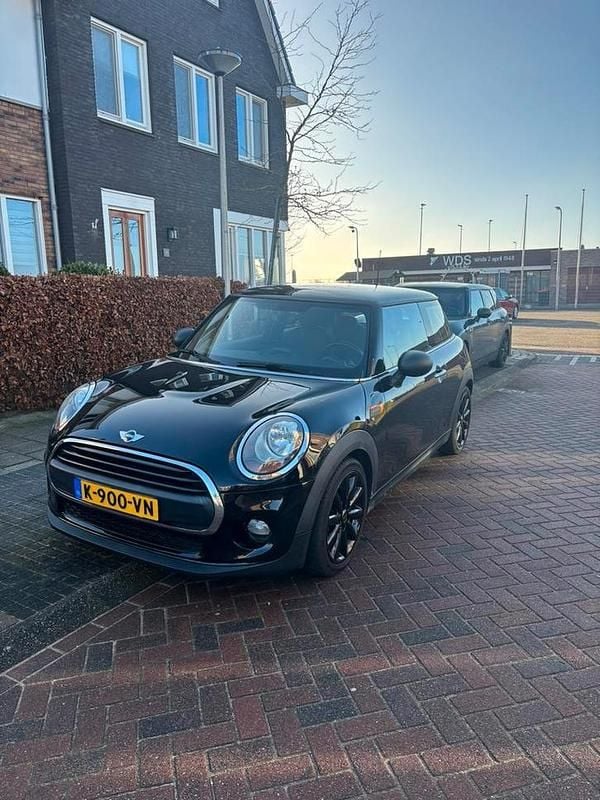 Gebruikt 2017 Mini ONE Hatchback | € 12.500 (Goede deal) - Afbeelding 1/4