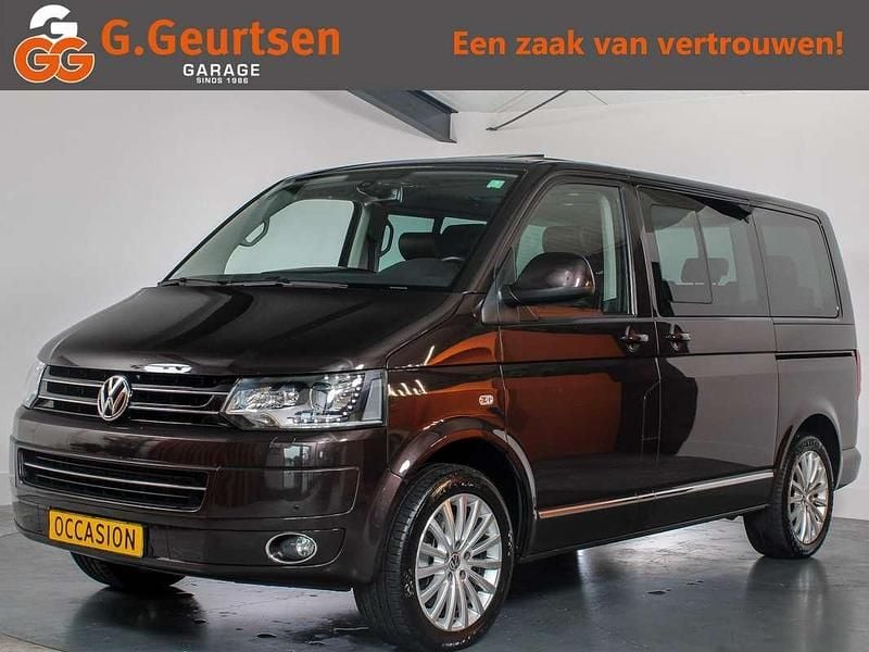 Rood Gebruikt 2012 VW T5 Highline Van | € 39.900 - Afbeelding 1/4