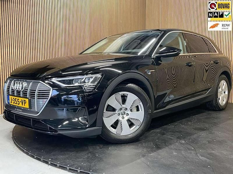 Zwart Gebruikt 2020 Audi e-tron Premium SUV | € 23.750 (Super prijs) - Afbeelding 1/2