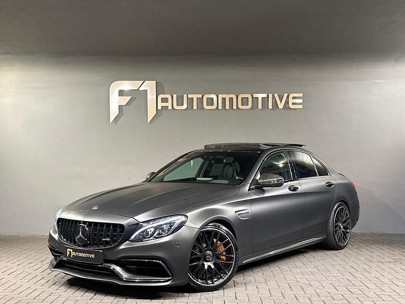 Zwart (metallic) Gebruikt 2015 Mercedes S63 AMG AMG Sedan | € 46.490 (Duur) - Afbeelding 1/3