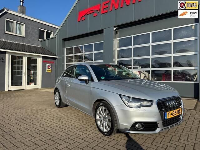 Grijs Occasion 2012 Audi A1 Attraction Hatchback | € 7.750 (Eerlijke prijs) - Afbeelding 1/4