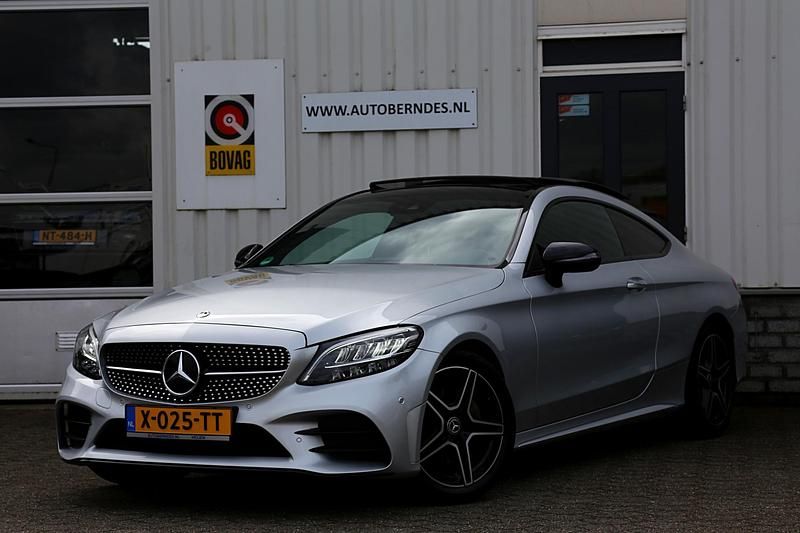 Occasion Mercedes C180 AMG 157 PK (115 kW) 2021 Zilver, metallic lak Coupé