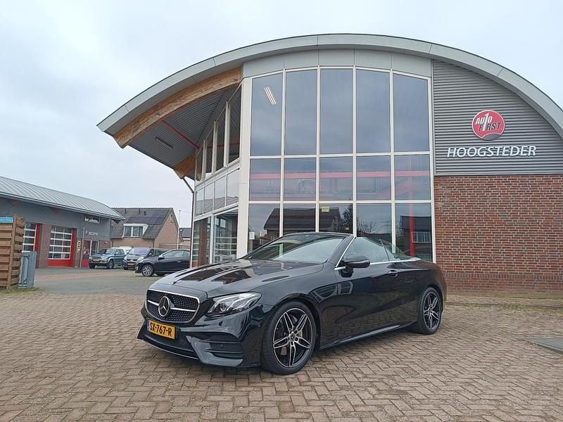 Zwart Gebruikt 2018 Mercedes E200 Premium Plus Cabriolet | € 37.445 (Eerlijke prijs) - Afbeelding 1/4