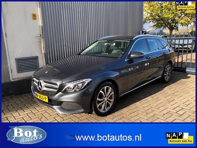 Grijs Gebruikt 2015 Mercedes C350 Edition Stationwagen | € 18.900 (Eerlijke prijs) - Afbeelding 1/4