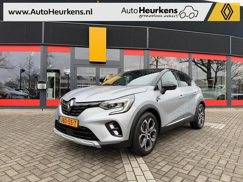 Zilver Occasion 2025 Renault Captur Intens SUV | € 23.640 - Afbeelding 1/4