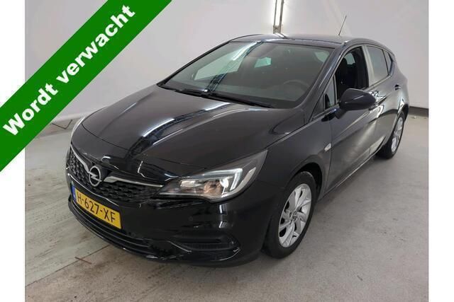 Zwart Gebruikt 2020 Opel Astra Edition Hatchback | € 14.400 (Goede deal) - Afbeelding 1/4