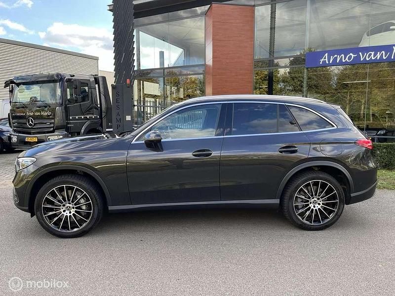 Occasion Mercedes GLC300e Business 313 PK (230 kW) 2024 Grijs SUV
