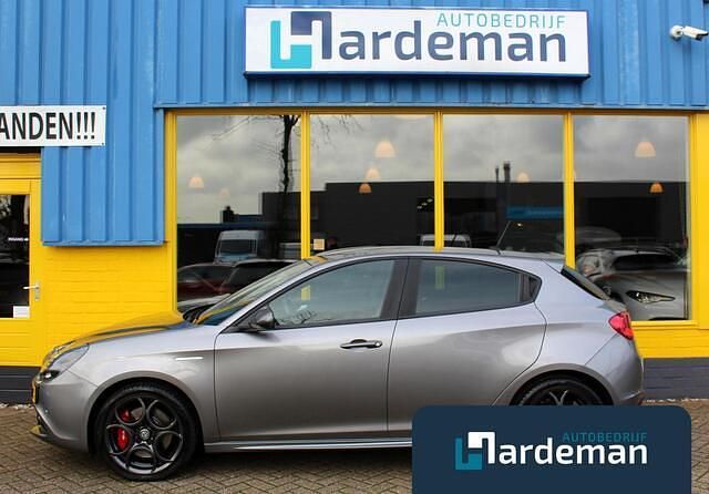 Occasion Alfa Romeo Giulietta 170 PK (125 kW) 2019 Grijs Hatchback