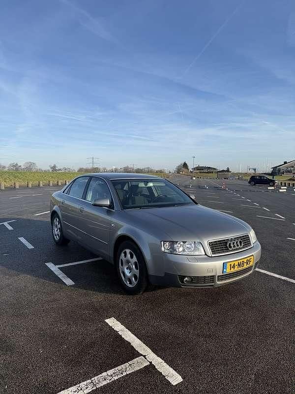 Zilver Occasion 2003 Audi A4 Proline Sedan | € 1.750 (Eerlijke prijs) - Afbeelding 1/4