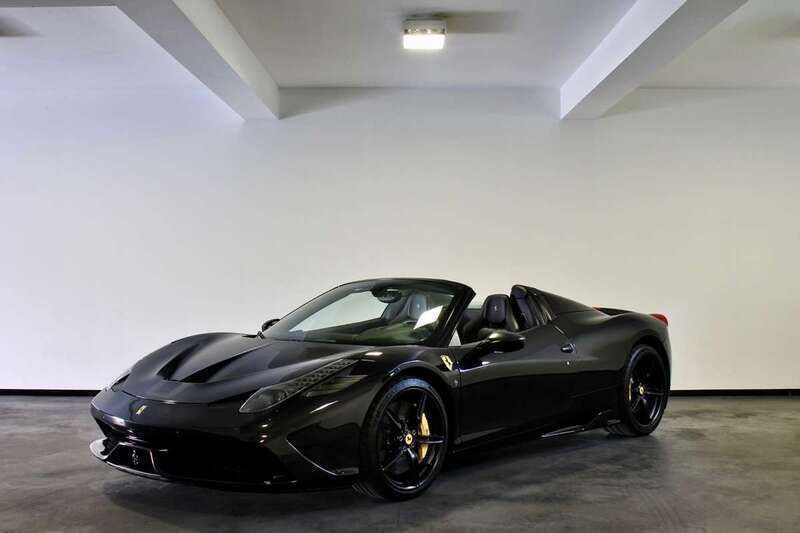 Zwart Gebruikt 2013 Ferrari 458 Cabriolet | € 349.900 - Afbeelding 1/4
