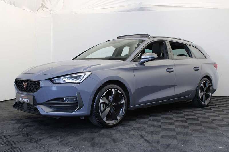 Grijs Gebruikt 2024 Cupra Leon Stationwagen | € 31.999 (Eerlijke prijs) - Afbeelding 1/4