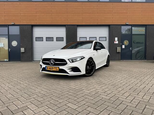 Wit Gebruikt 2018 Mercedes A250 Premium Plus Hatchback | € 27.490 (Eerlijke prijs) - Afbeelding 1/4