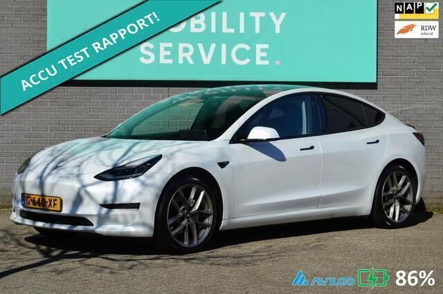 Wit, metallic lak Gebruikt 2019 Tesla Model 3 Long Range Sedan | € 18.664 (Eerlijke prijs) - Afbeelding 1/4