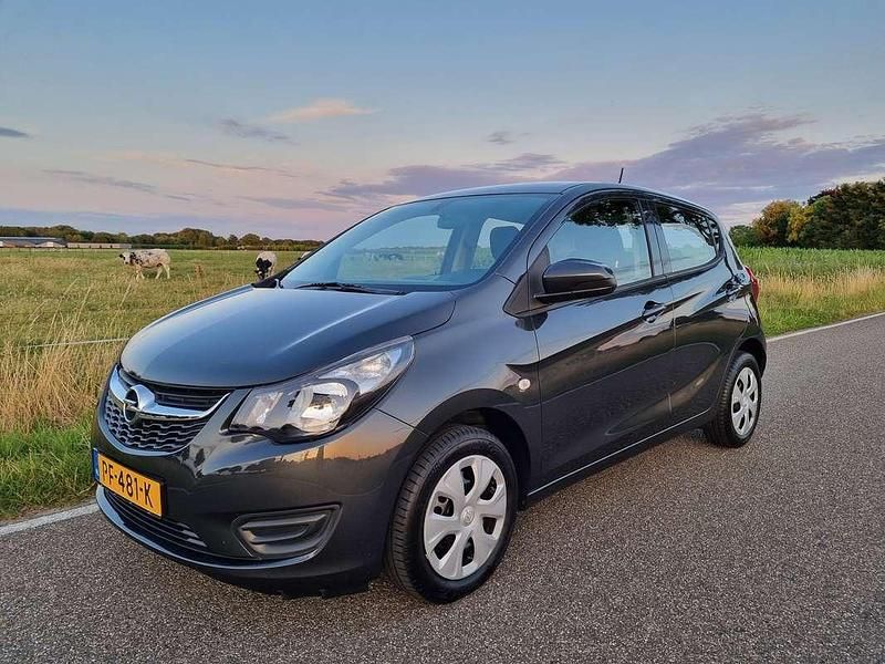 Grijs, metallic lak Gebruikt 2017 Opel Karl Edition Hatchback | € 7.495 (Eerlijke prijs) - Afbeelding 1/4