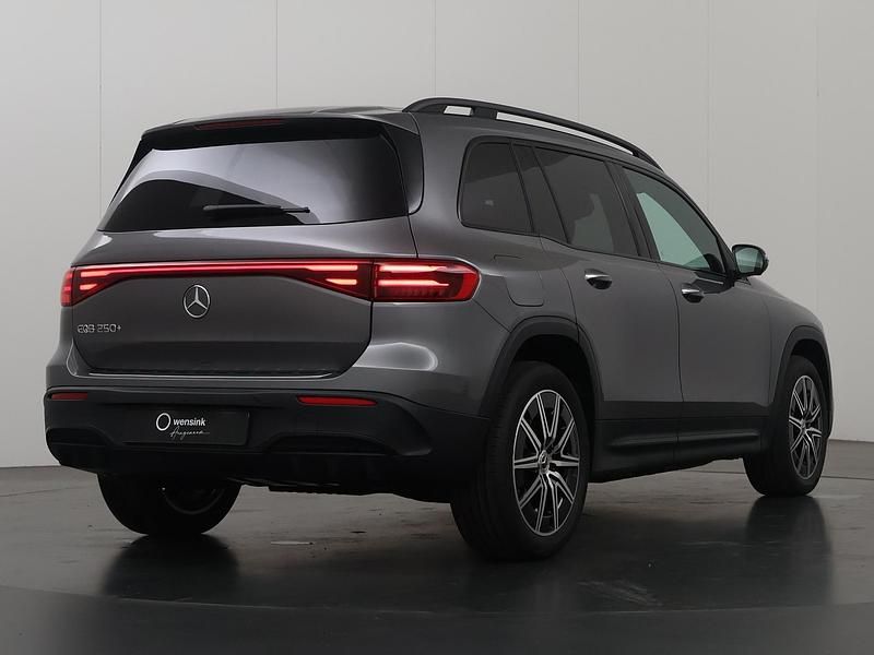 Occasion Mercedes EQB250+ AMG line 140 kW (191 PK) 2025 Grijs SUV