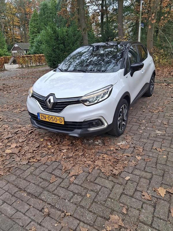 Wit Occasion 2019 Renault Captur Intens SUV | € 10.995 (Goede deal) - Afbeelding 1/4