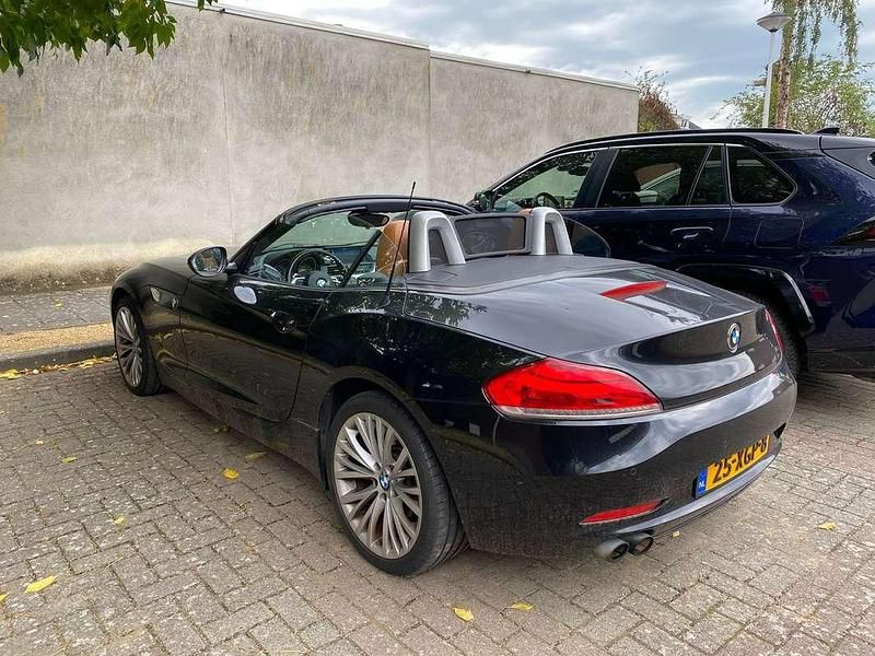 Zwart Gebruikt 2012 BMW Z4 Cabriolet | € 22.000 (Goede deal) - Afbeelding 1/4