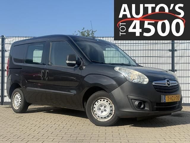 Zwart Gebruikt 2012 Opel Combo MPV | € 3.950 (Eerlijke prijs) - Afbeelding 1/4