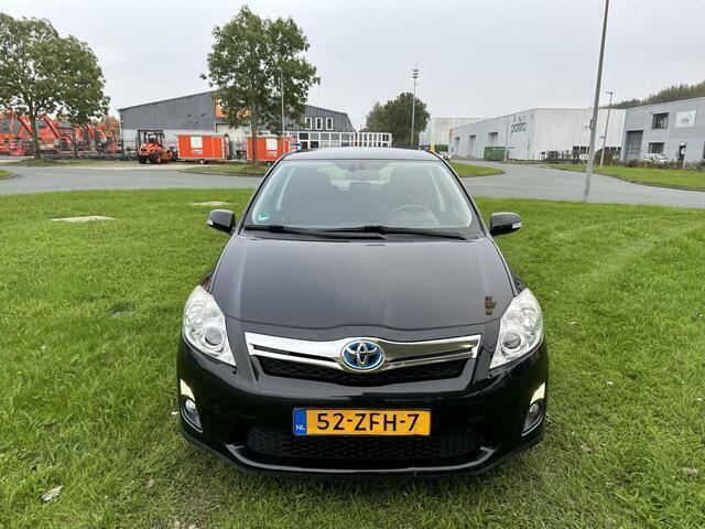 Occasion Toyota Auris Executive 99 PK (72 kW) 2012 Zwart Hatchback