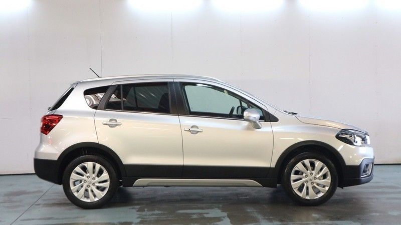 Gebruikt 2019 Suzuki SX4 S-Cross SUV | € 24.950 (Duur) - Afbeelding 1/4